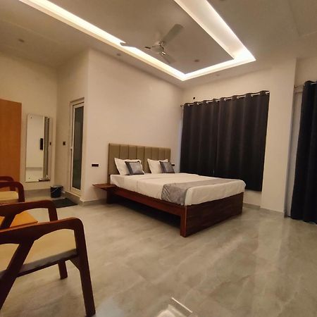 Bed In Mountain - Bnm Stays Chutwapipal Extérieur photo